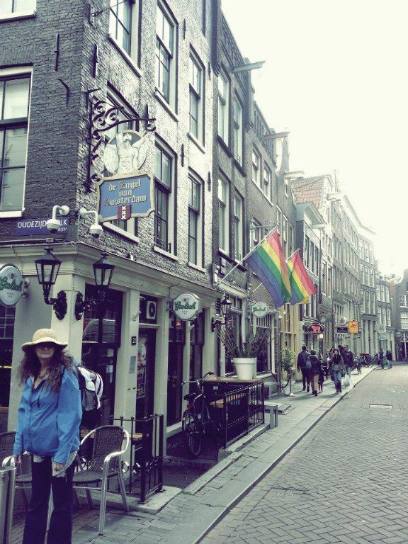 425319_590423364331836_921077398_n