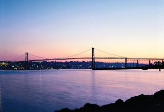 halifax-320x220