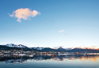 Ushuaia 320x220