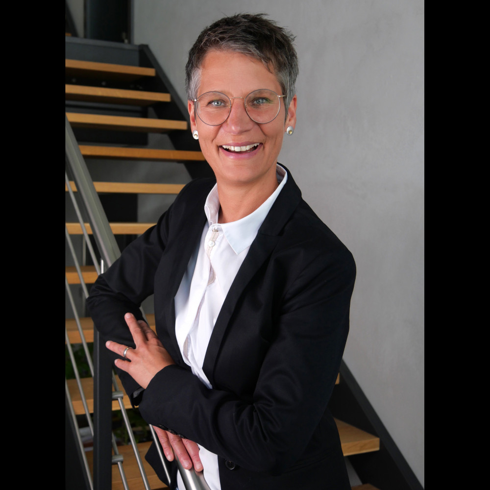 MS schwarzer Hintergrund